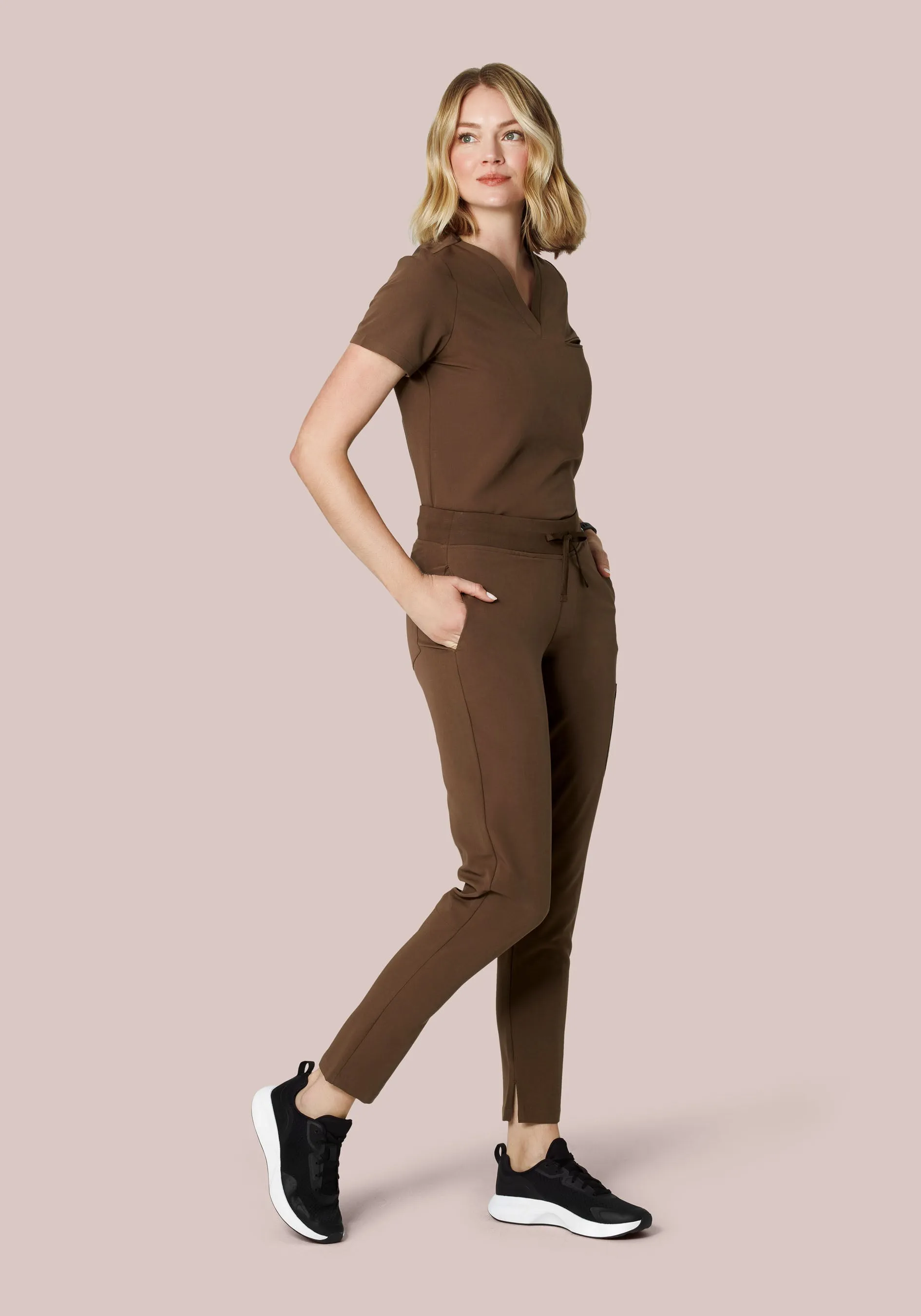 6 Pocket Slim Pants Chocolate Brown