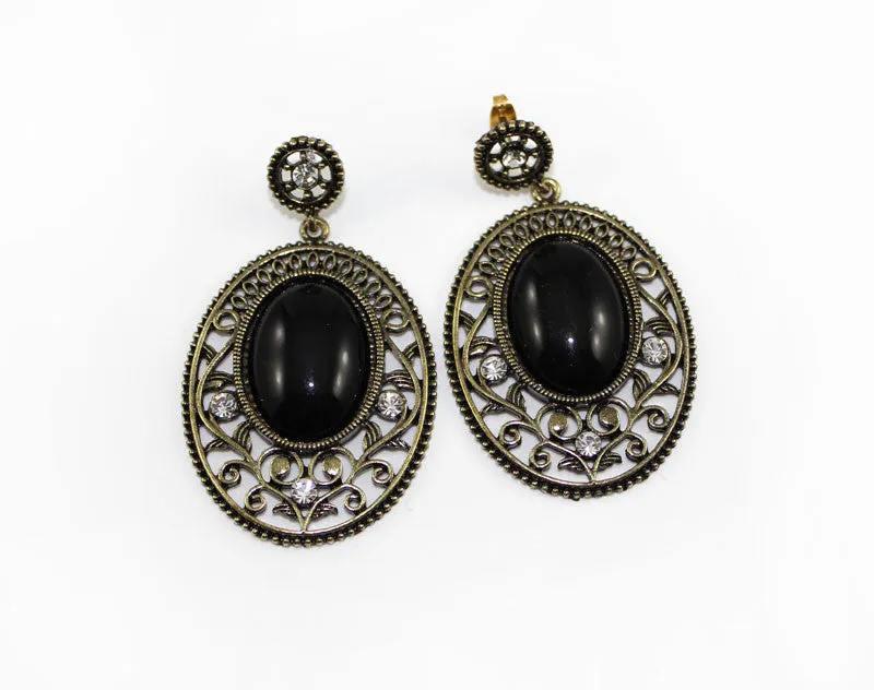 Black Stone Baroque Style Earring