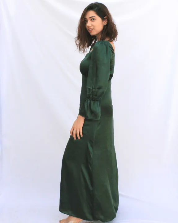 Classic Emerald Slim-Fit Dress