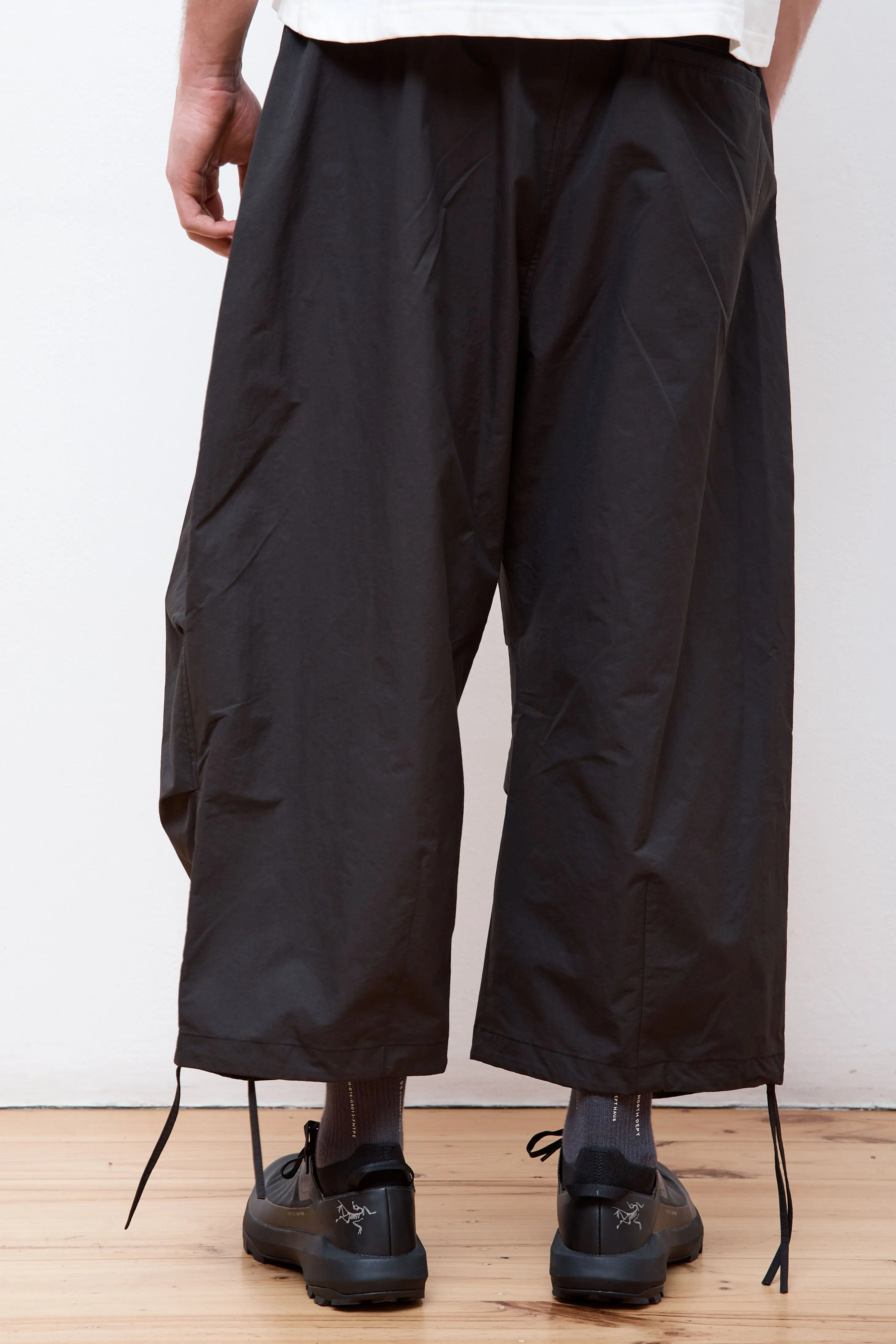 Cotton Nylon Wide Capri Pants Black