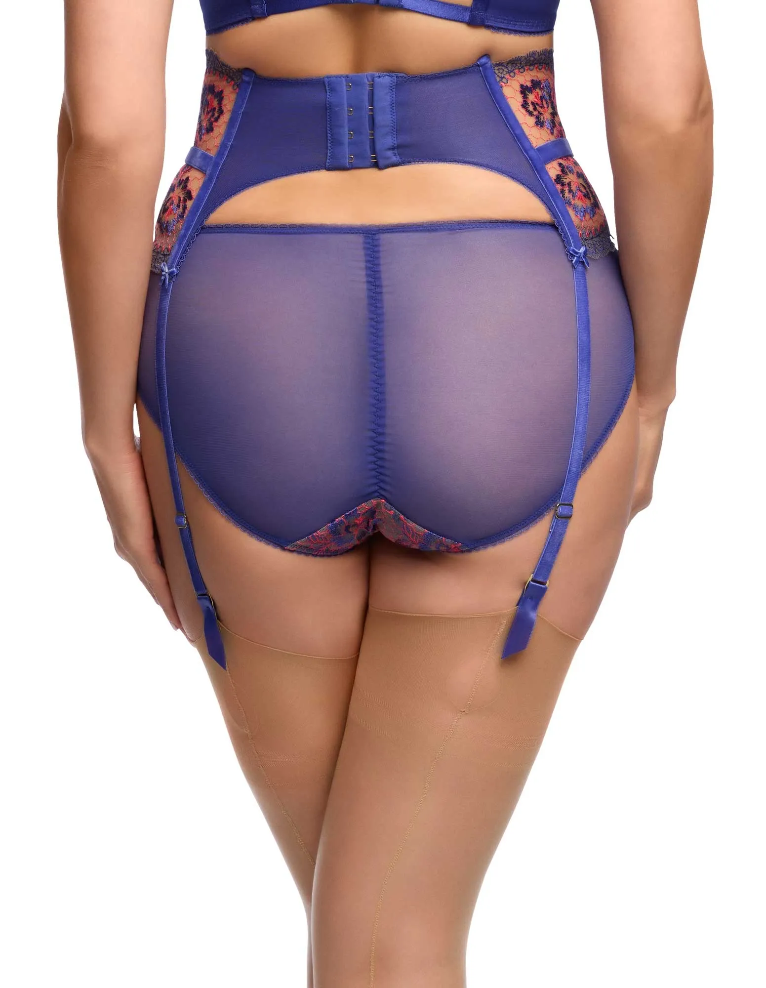 Evelina Suspender