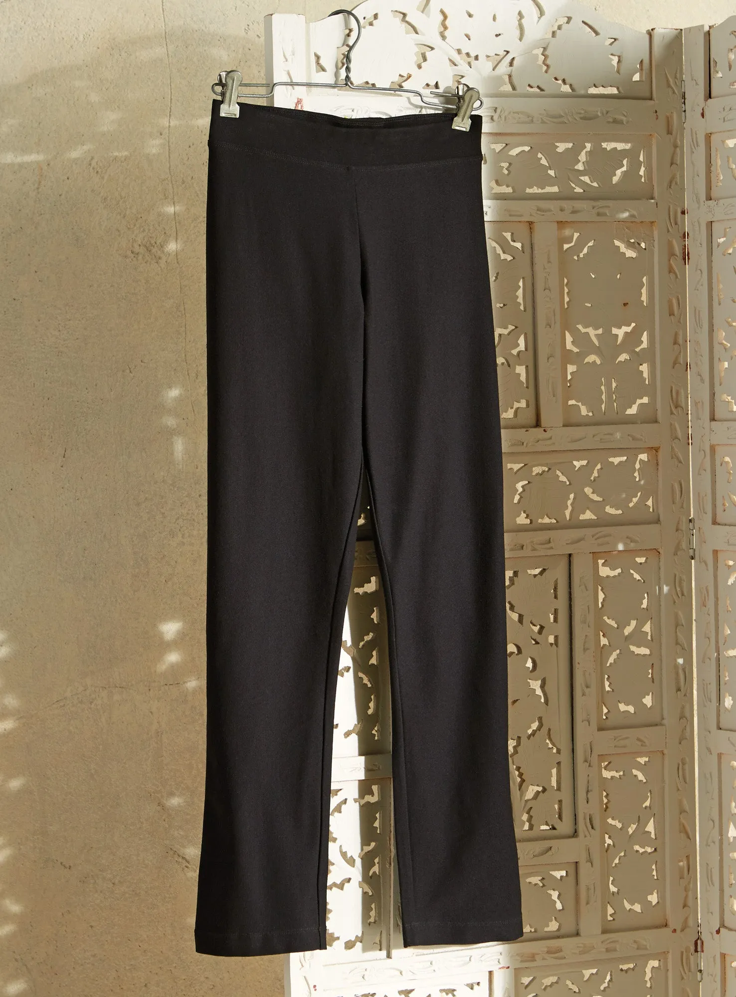 Everywear Slim Stretch Crop Pants