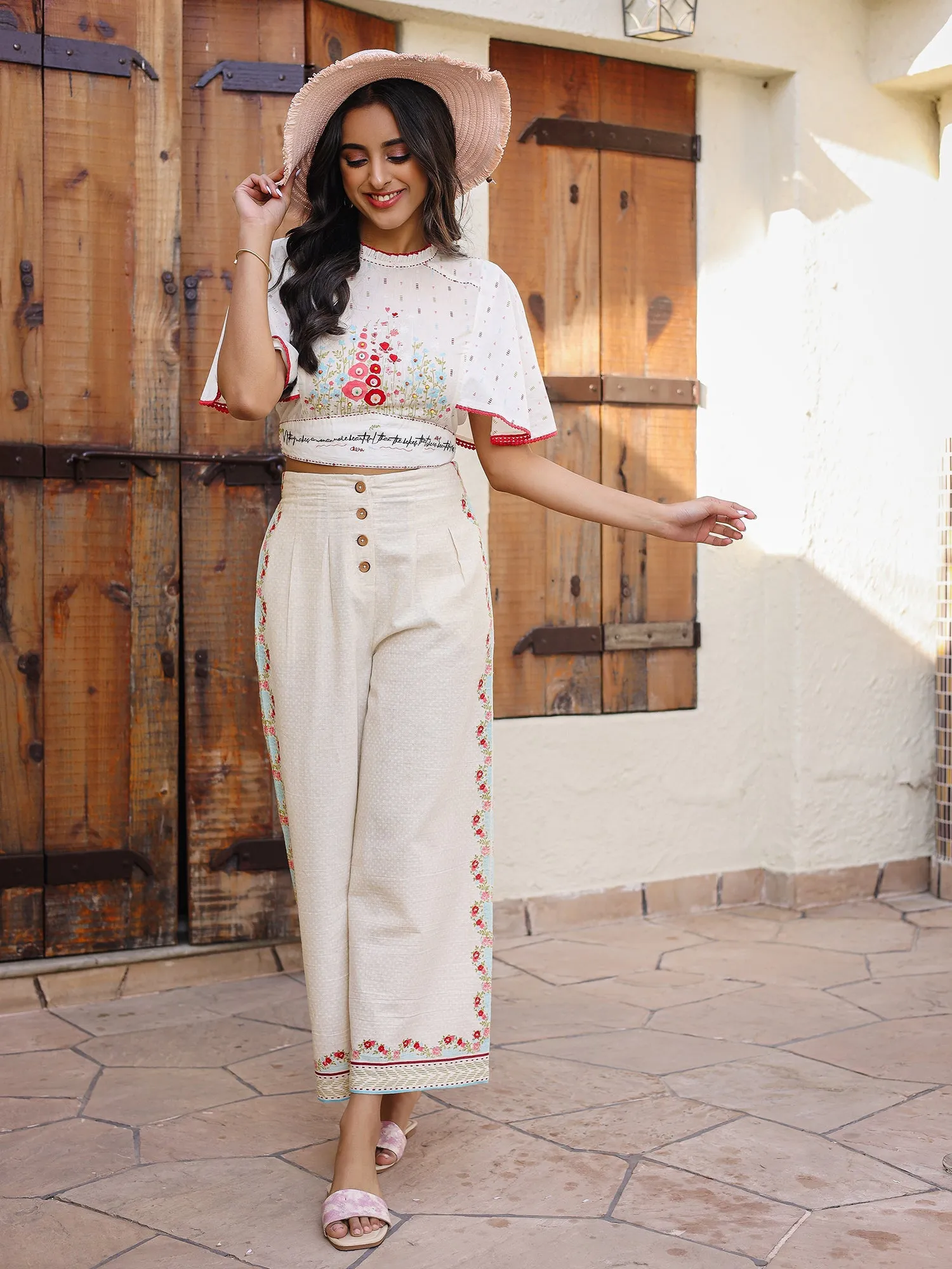 Juniper White Floral Printed Pure Cotton Top & Pants Set With Thread Work