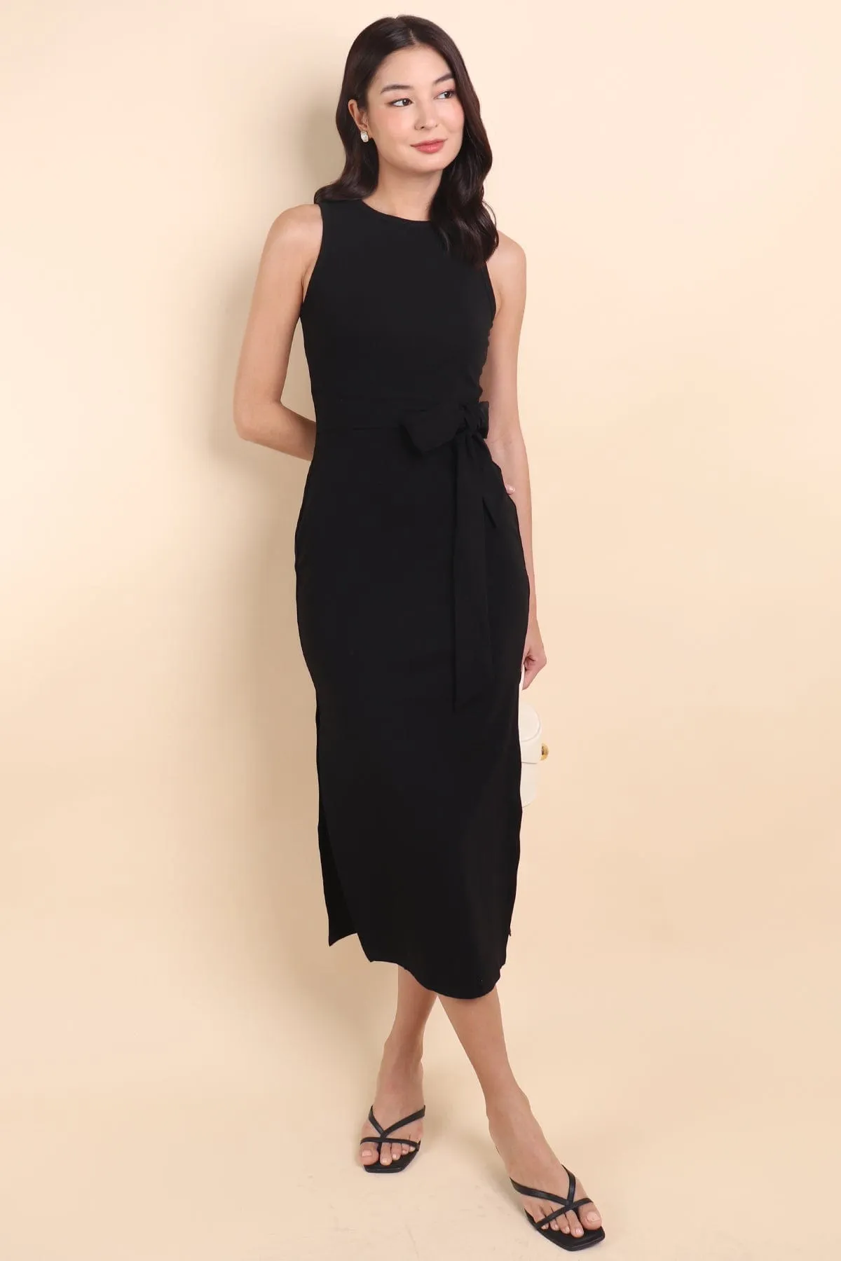 KENIA SLIM FIT TIE KNOT MIDI DRESS IN BLACK