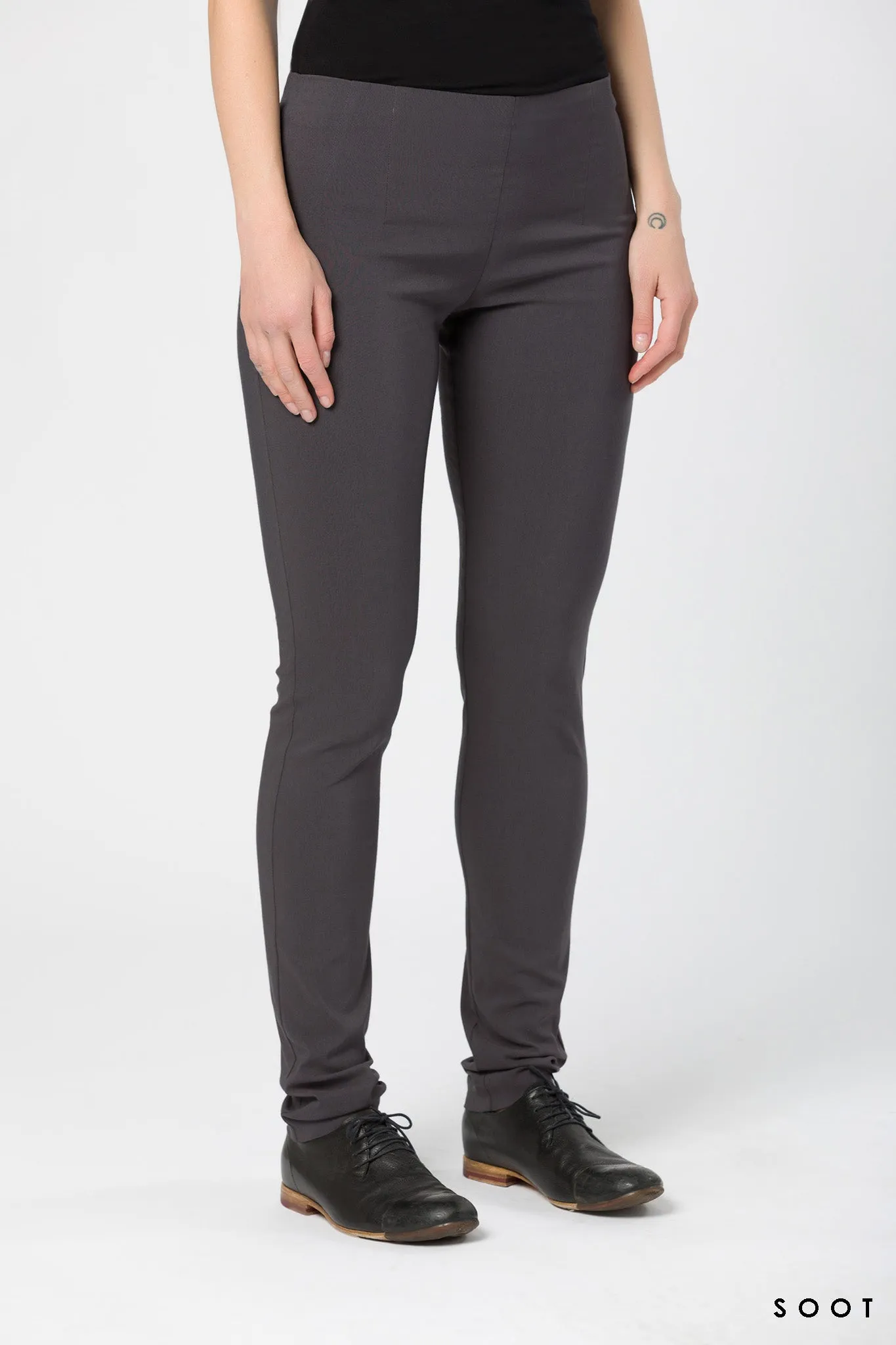 SLIM LEG PANT