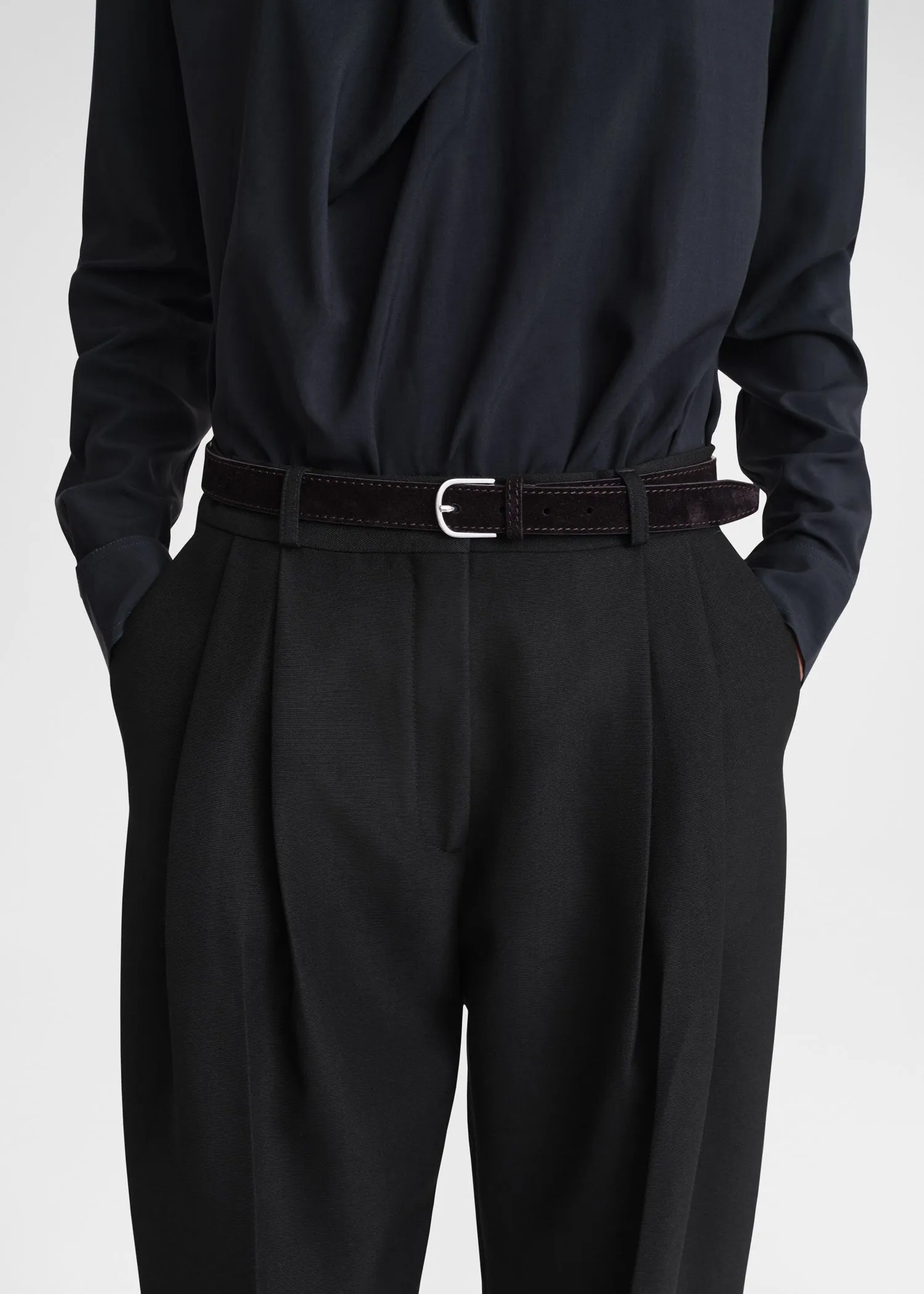 Slim trouser belt espresso